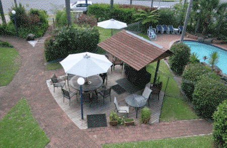 Grangewood Court Holiday Apartments - Holiday Find 2