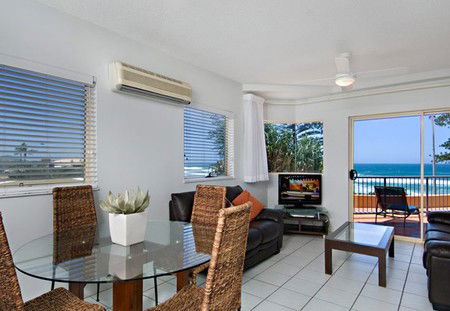 Coolum Baywatch Resort - Holiday Find 1