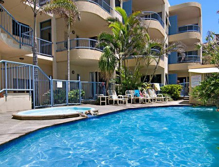 Coolum Baywatch Resort - Holiday Find 5