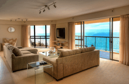 Esplanade Luxury Beachfront Apartments - Holiday Find 1