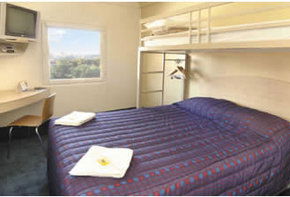 Motel Formule 1 Dandenong - Holiday Find 0