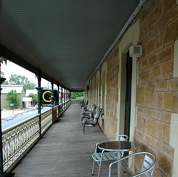 Hotel Mannum - Holiday Find 0