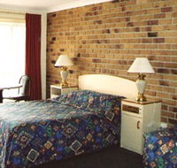 Crows Nest Motel