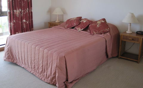 Beach Palms Holiday Apartments - Holiday Find 3