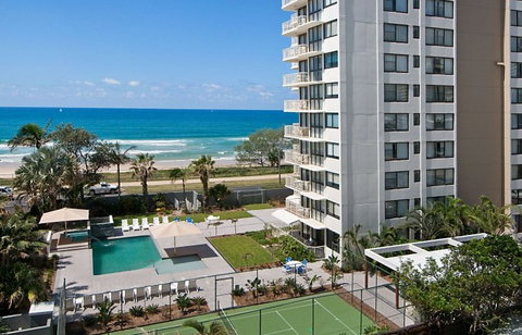 Boulevard Towers - Holiday Find 0