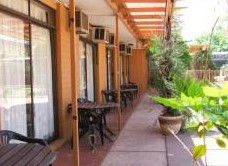Desert Rose Inn - Holiday Find 0