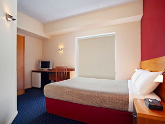 Hotel Ibis Little Bourke Street - Holiday Find 3