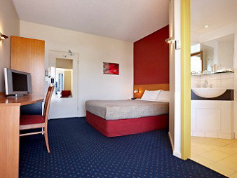 Hotel Ibis Little Bourke Street - Holiday Find 5