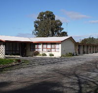 The Castle Creek Motel - Holiday Find