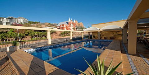 Comfort Inn Robert Towns Motel - Holiday Find 1