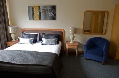 Comfort Inn Robert Towns Motel - Holiday Find 4