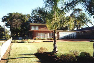 Seaview Holiday Apartments - Holiday Find 0