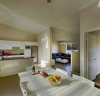 Middle Rock Holiday Resort