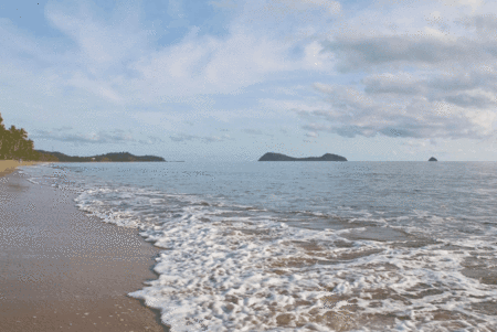 Agincourt Beachfront Apartments - Holiday Find 4