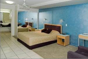 Windmill Motel And Reception Centre - Holiday Find 1