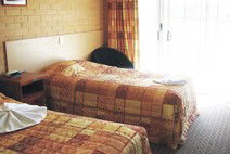 Tenterfield Bowling Club Motor Inn - Holiday Find 0