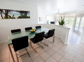 Port Douglas Beachfront Terraces - Holiday Find 1