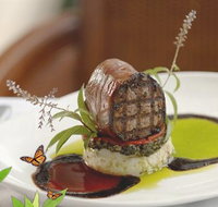 Absolute Beachfront Novotel Pacific Bay - Holiday Find