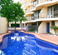 Broadbeach Travel Inn Apartments - Holiday Find