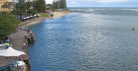 La Promenade - Holiday Find 0