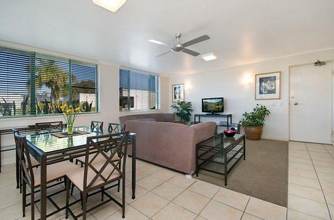 Headland Gardens Holiday Apartments - Holiday Find 5