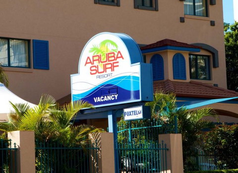 Aruba Surf Resort - Holiday Find 3