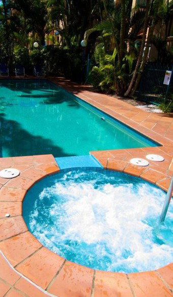 Aruba Surf Resort - Holiday Find 4
