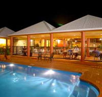 Reef Resort - Holiday Find