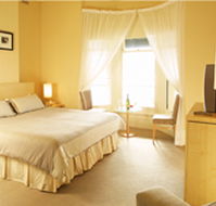 Grand Pacific Hotel - Holiday Find