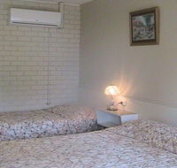 Cobden Roadhouse Motel