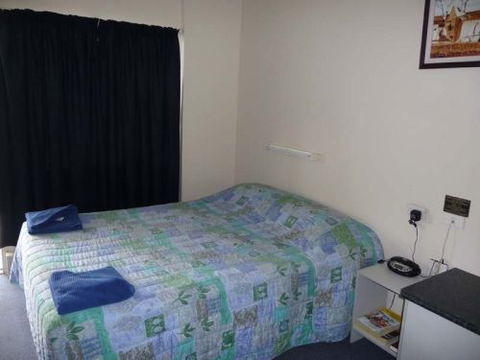 Moura Motel - Holiday Find 3
