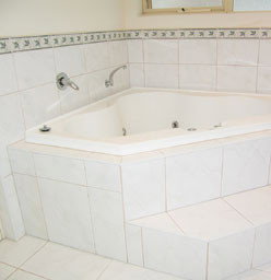 Sanctuary House Resort Motel - Healesville - Holiday Find 3