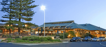 Beach Hotel Resort - Holiday Find 5