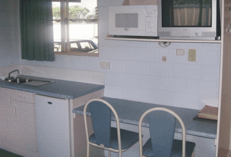 Overflow Motor Inn - Holiday Find 2