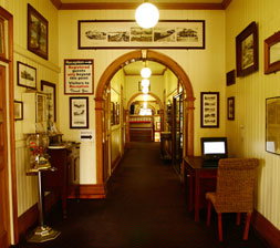 Brisbane Manor Hotel - Holiday Find 3
