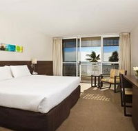 Mercure Hotel Harbourside Cairns
