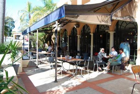 Captain Stirling Hotel - Holiday Find 5