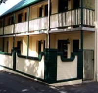 Town Square Motel - Holiday Find