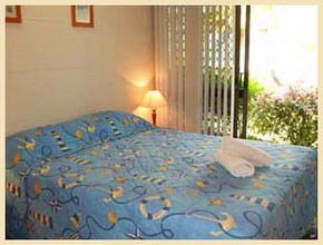 Apollo Jewel Beachfront Apartments - Holiday Find 4