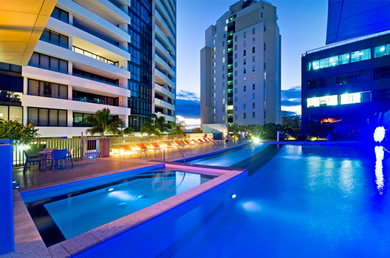 Aria Apartments Broadbeach - Holiday Find 11
