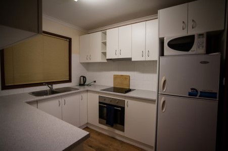 Millies Guesthouse & Serviced Apartments - Holiday Find 1