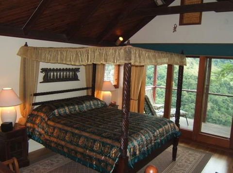Maleny Tropical Retreat - Holiday Find 2