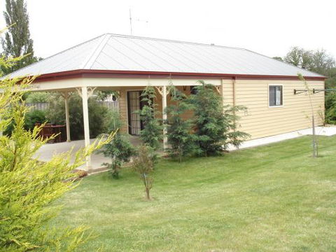Gumtrees Cottage - Holiday Find 0