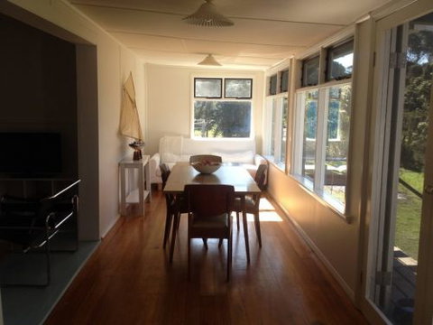 Greens Beach Cottage - Holiday Find 3