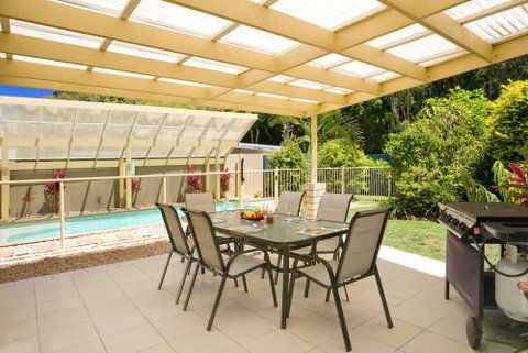 Sunshine Coast Escape - Holiday Find 3