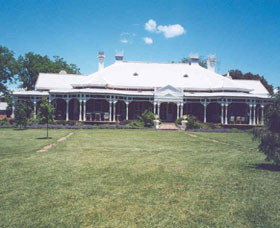 Coombing Park Homestead - Holiday Find 0