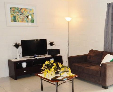 Lucinda Holiday Rentals  - Holiday Find 5
