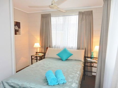 Lucinda Holiday Rentals  - Holiday Find 6