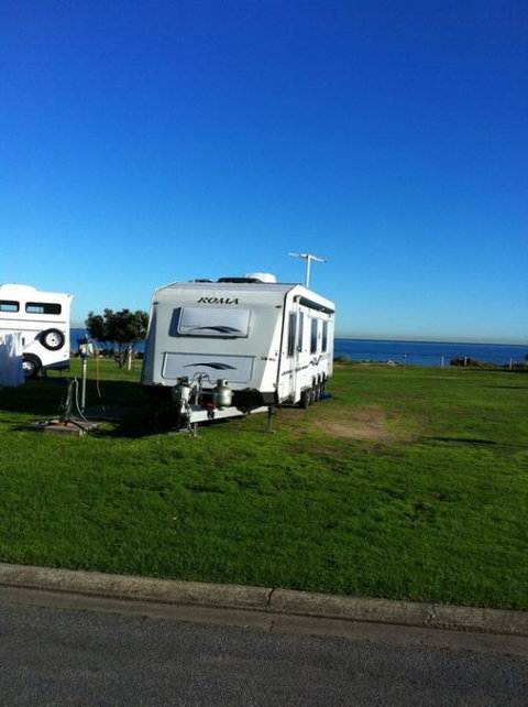 Brighton Caravan Park - Holiday Find 3