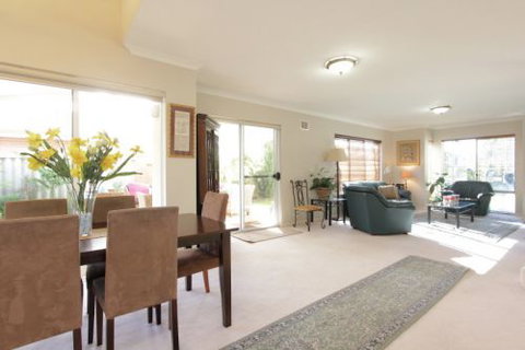 Tea Tree Manor - Holiday Find 1